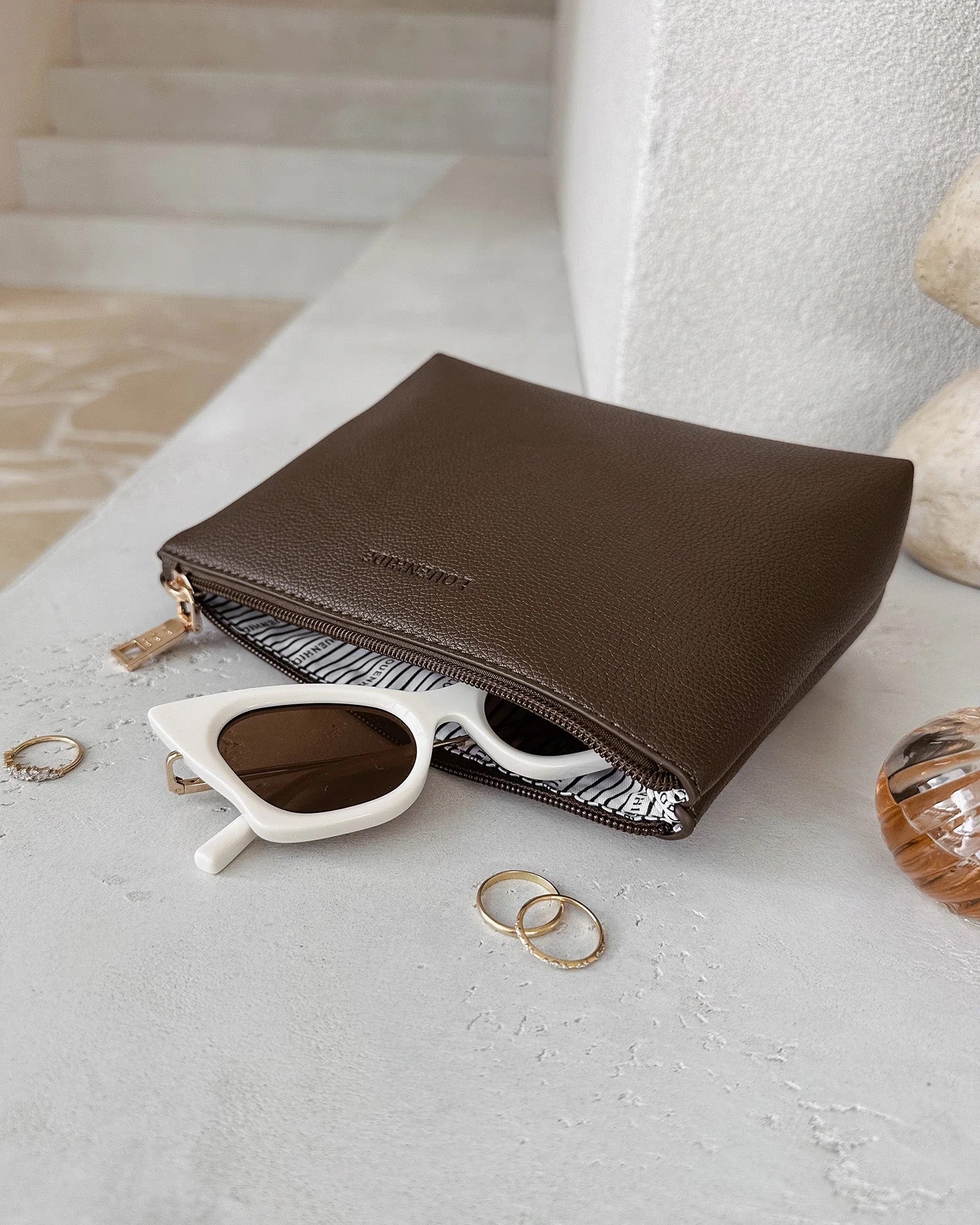 Louenhide The Everyday Pouch - Chocolate