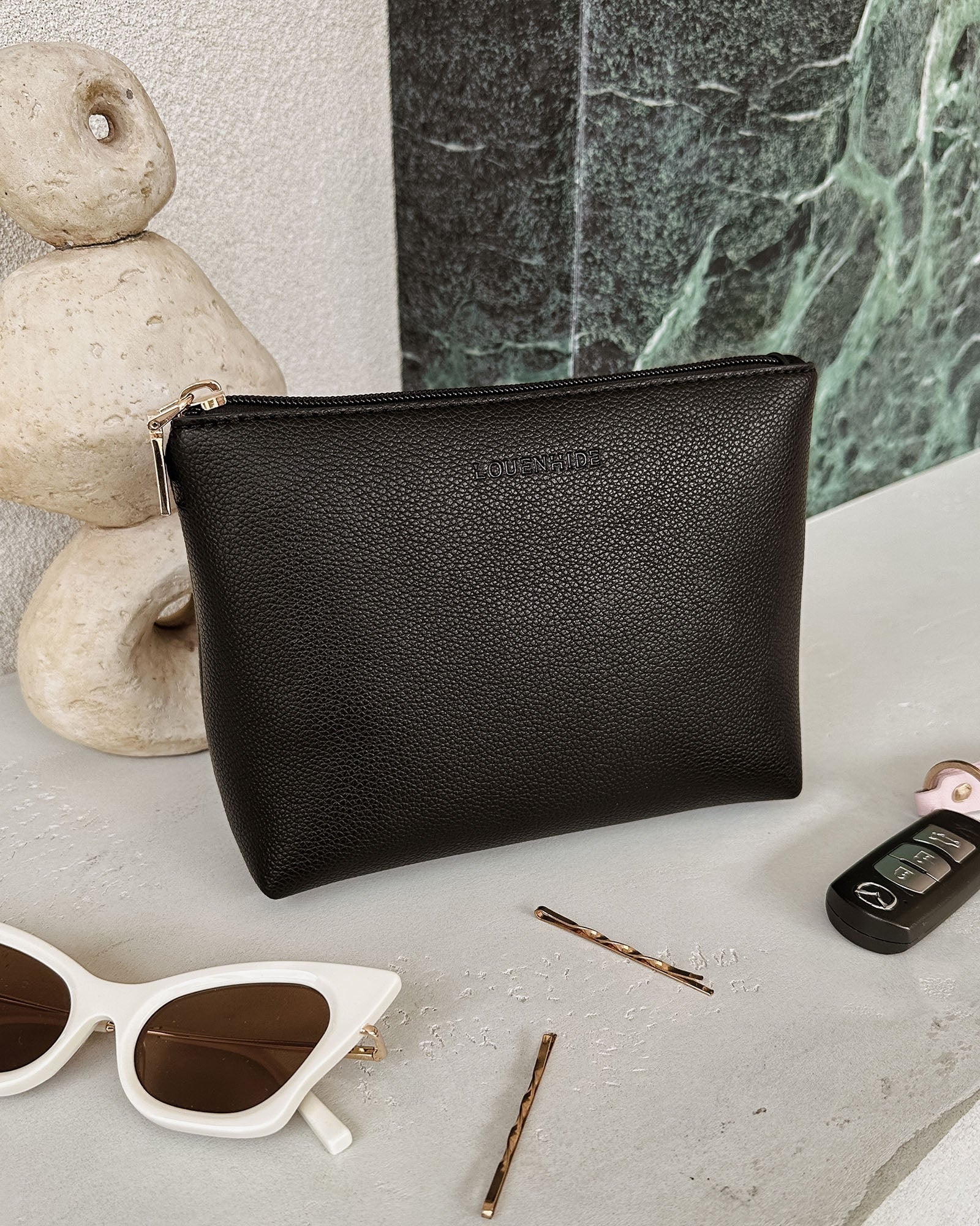 Collection of Louenhide The Everyday Pouch - Black in a gallery layout