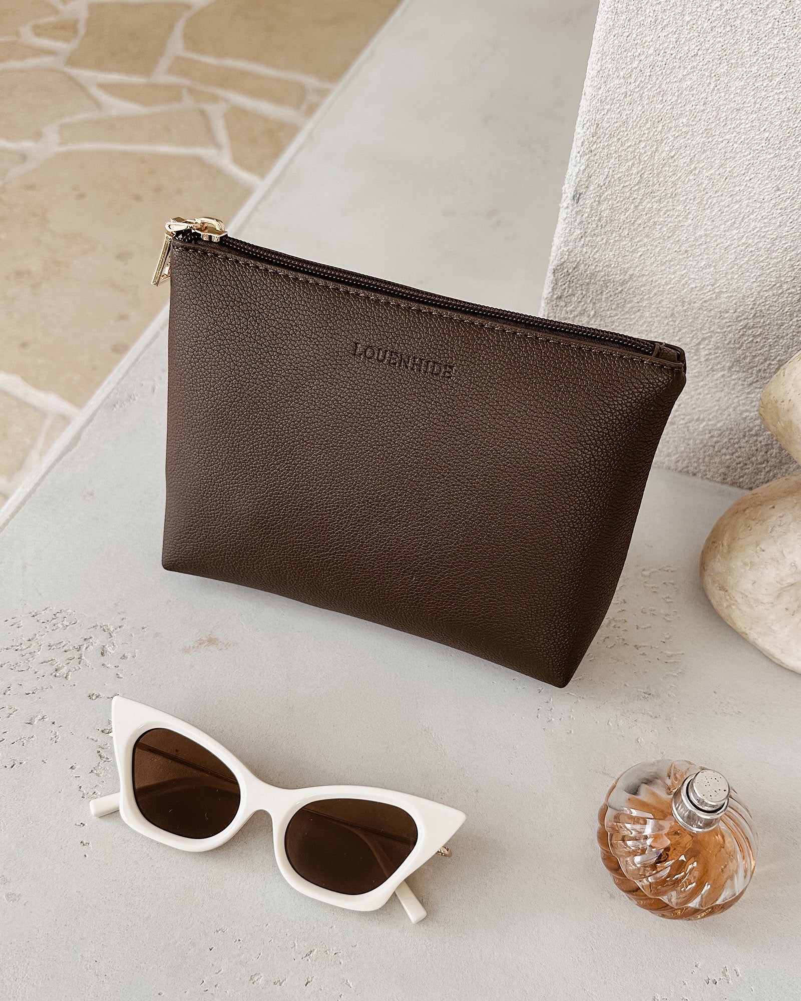 Collection of Louenhide The Everyday Pouch - Chocolate in a gallery layout