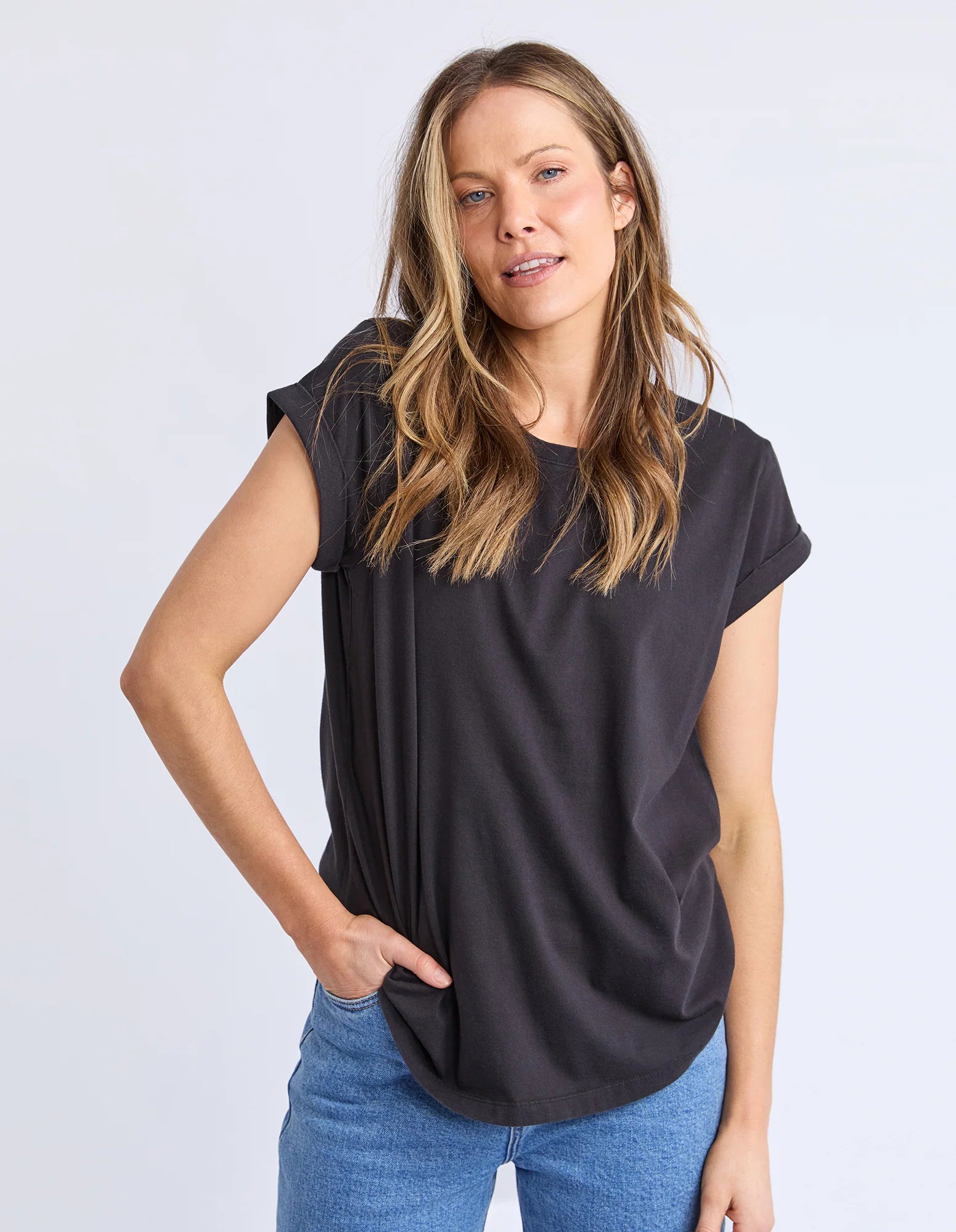 Foxwood Manly Tee - Black