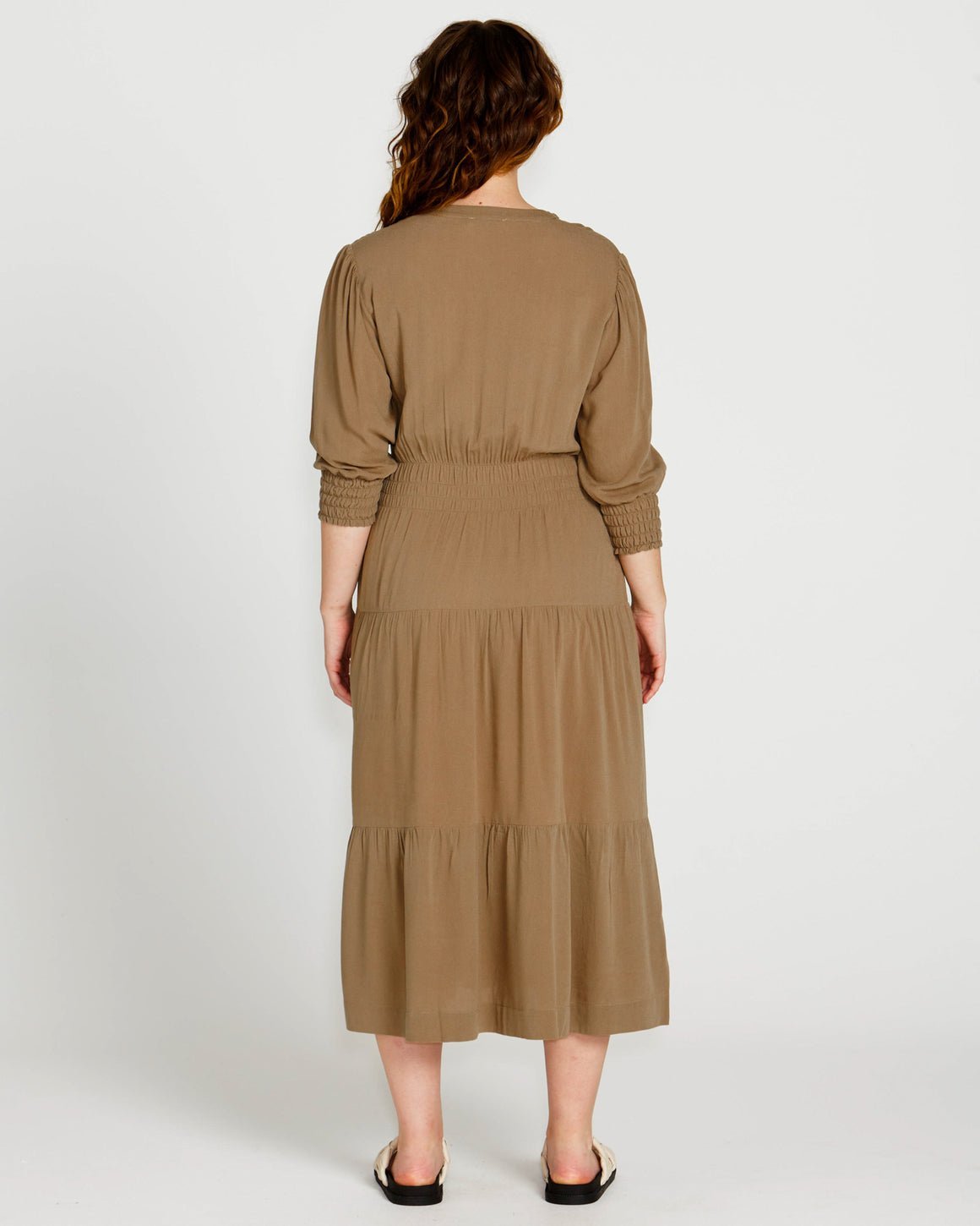 Sass_JF24_EComm_0783_HR-Editjpg_1160x_crop_center