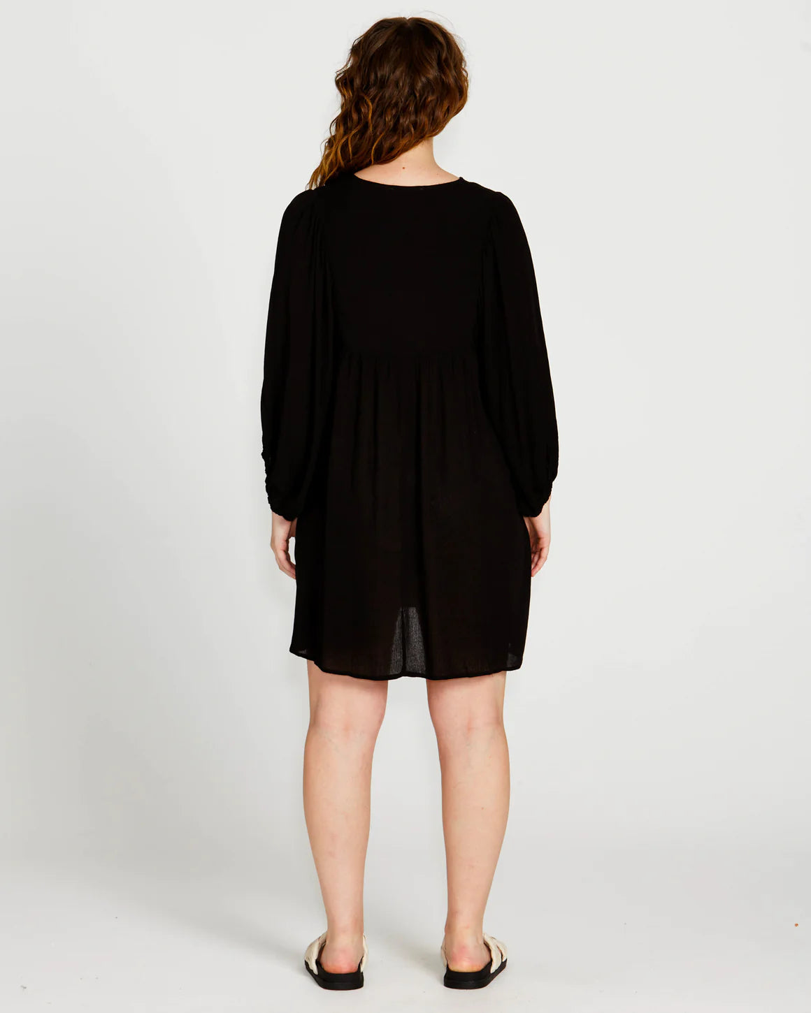 Sass_JF24_EComm_1170_HR-Editjpg_1160x_crop_center.jpg