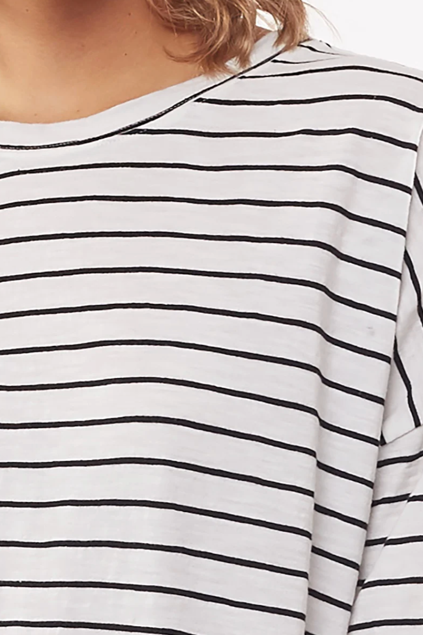 Collection of Elm Fundamental Mazie Sweat - White/Navy Stripe in a gallery layout