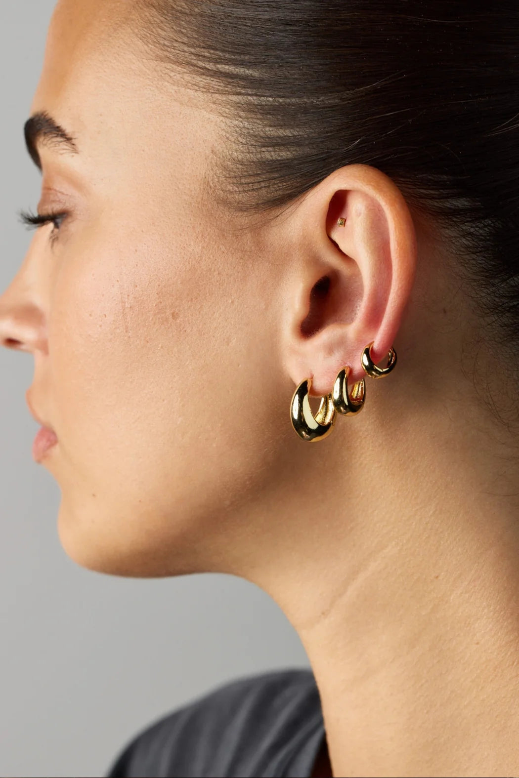 Collection of Zafino Steph Hoop Medium - Gold in a gallery layout