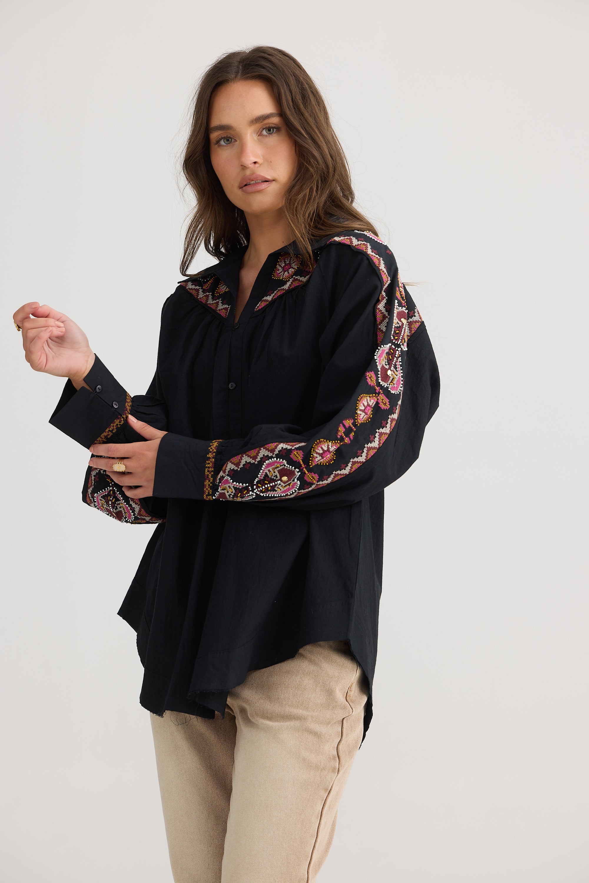 Image of Talisman Blanca Shirt - Black