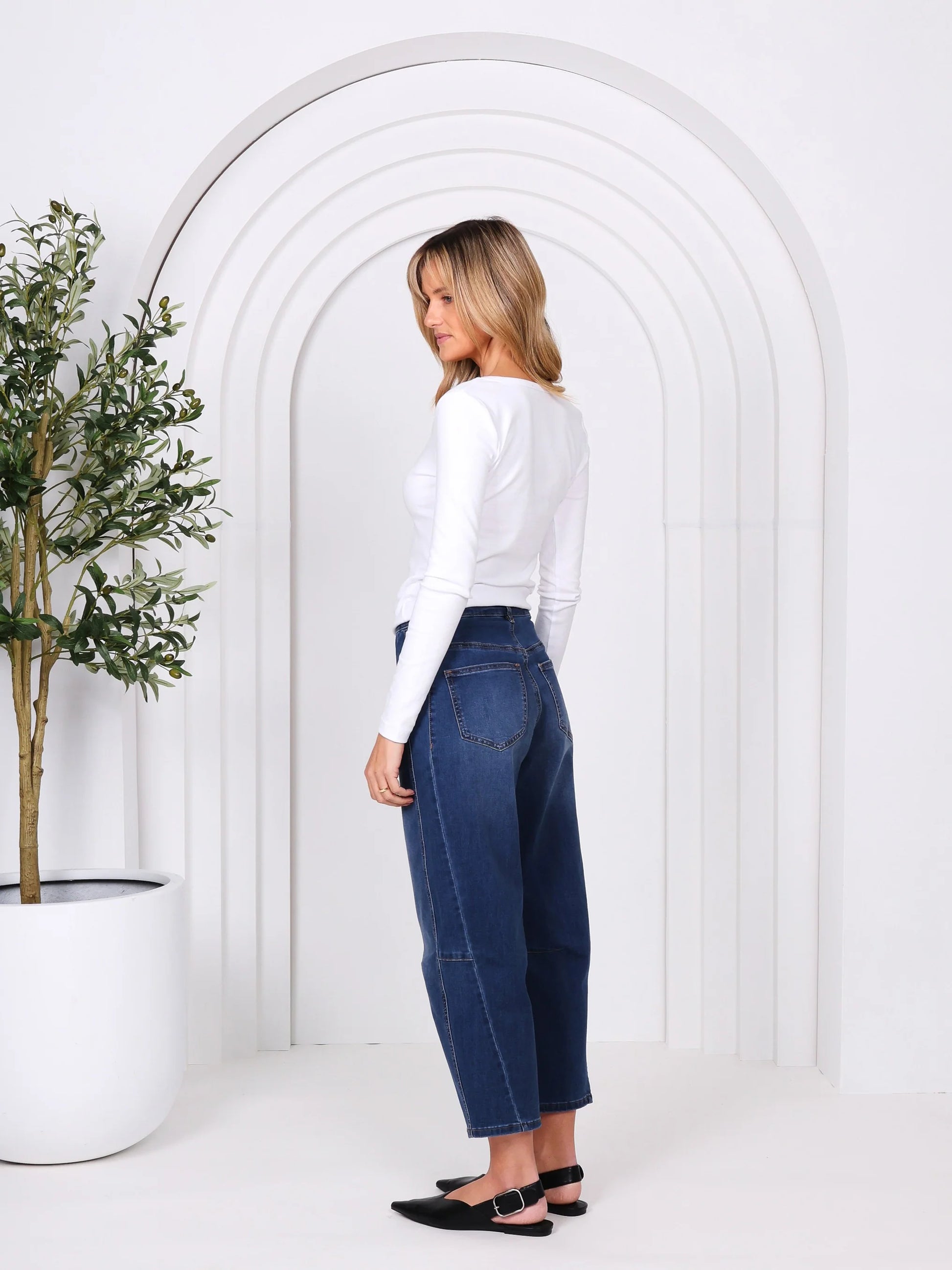 Monaco Toni Barrel Jean - Dark Blue