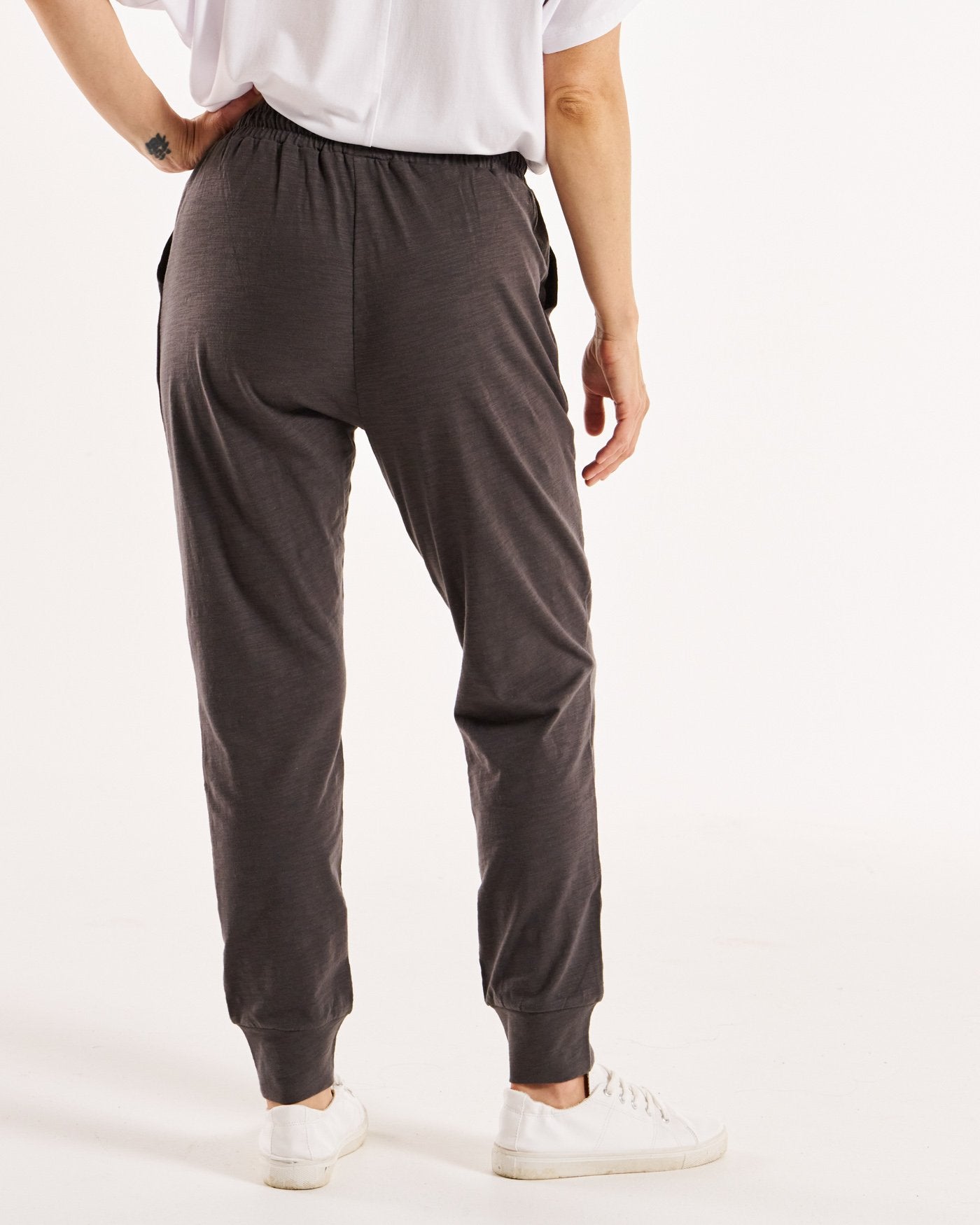 bondi-jogger-husky-grey-BB1060-2