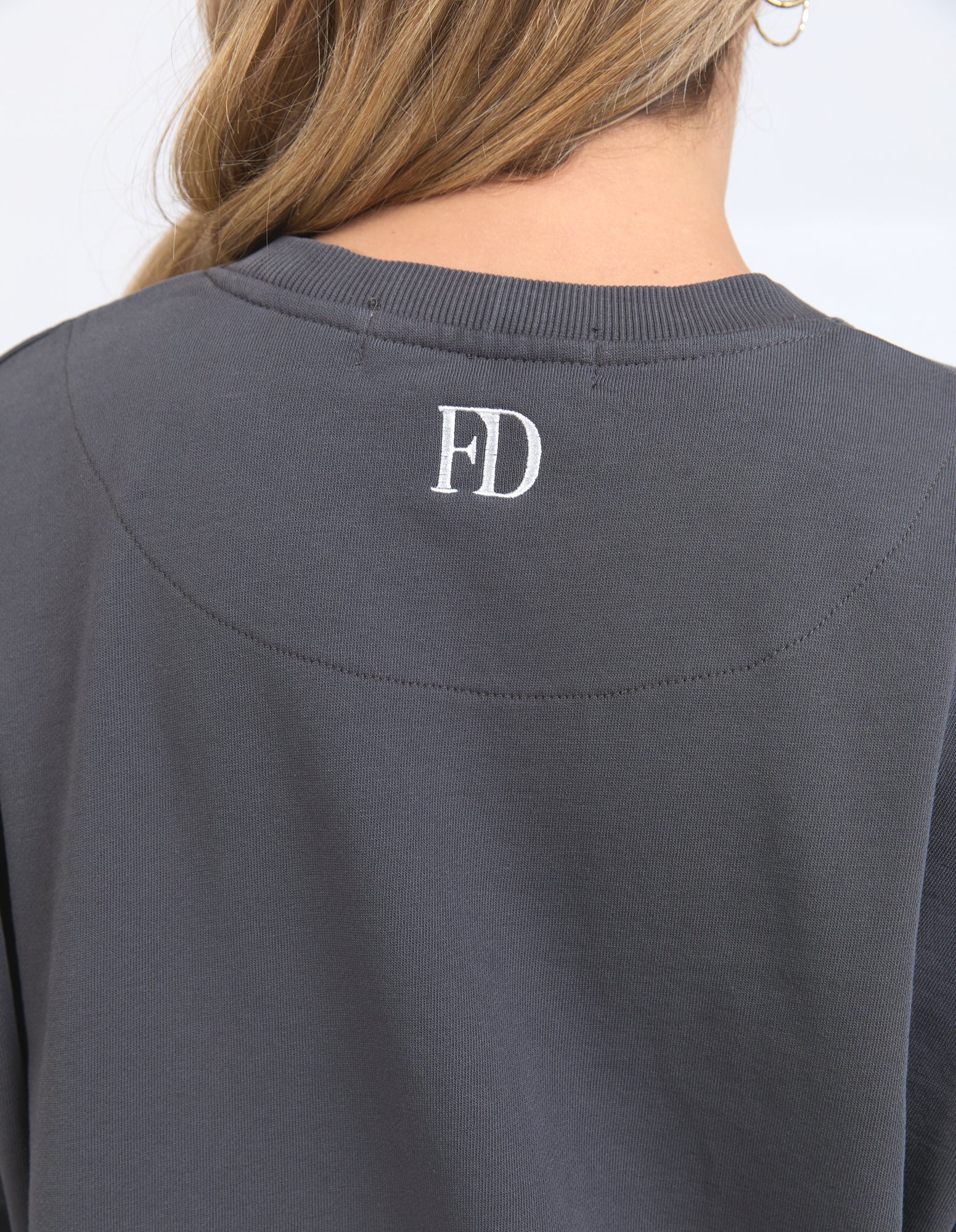 Foxwood Effortless Crew - Iron Grey
