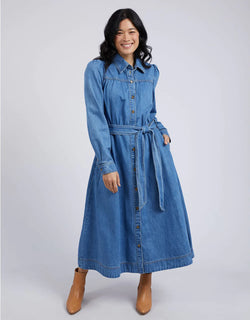 Collection of elm-lucinda-denim-shirt-dress-mid-blue-wash_3_1000x.jpg in a gallery layout