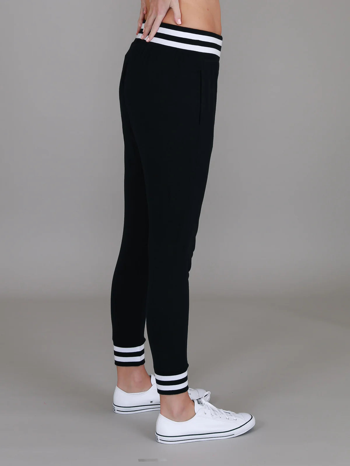 3rd Story Fia Contrast Stripe Rib Jogger - Black/White