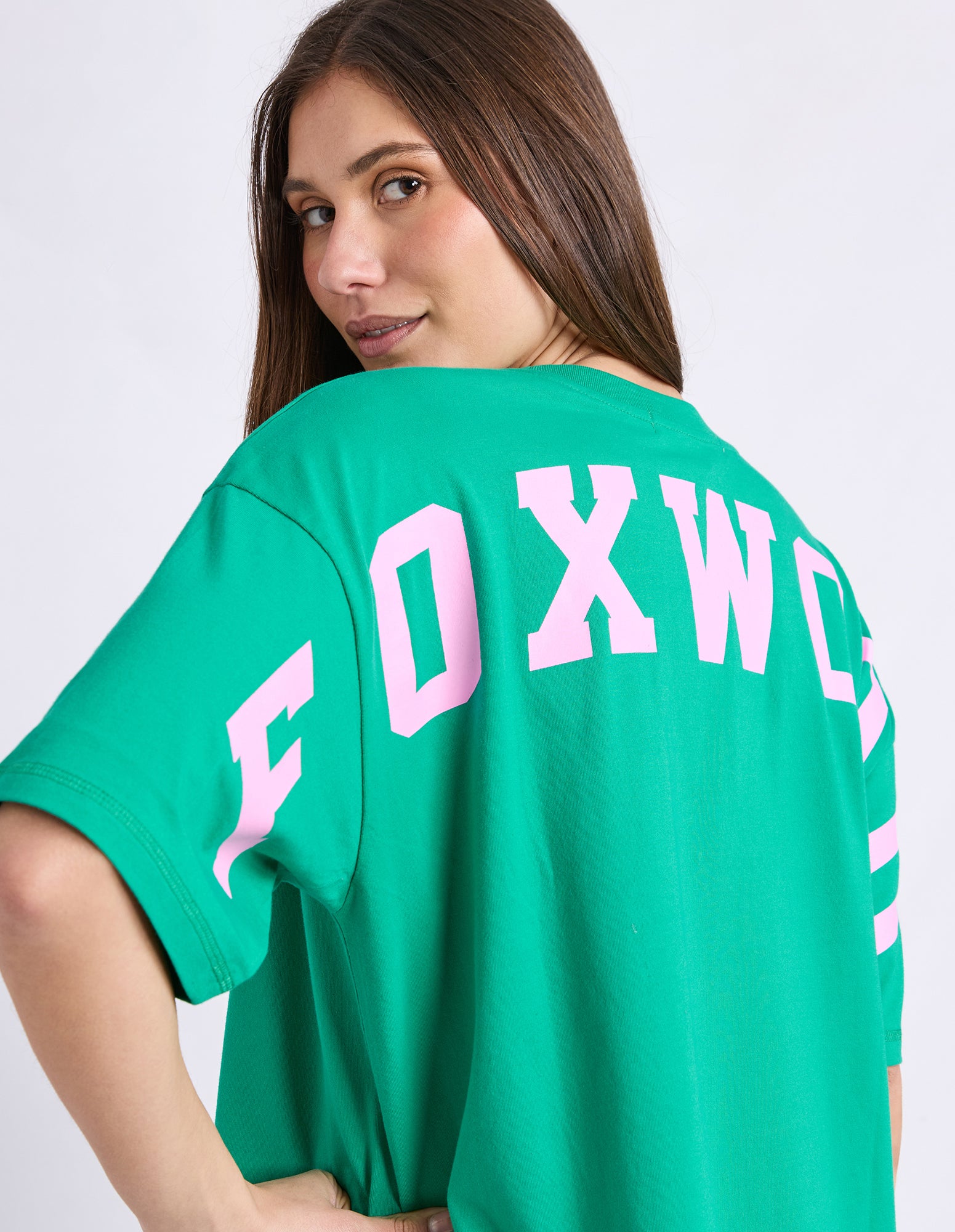 Image of Foxwood Interval Tee - Bright Green with Pink