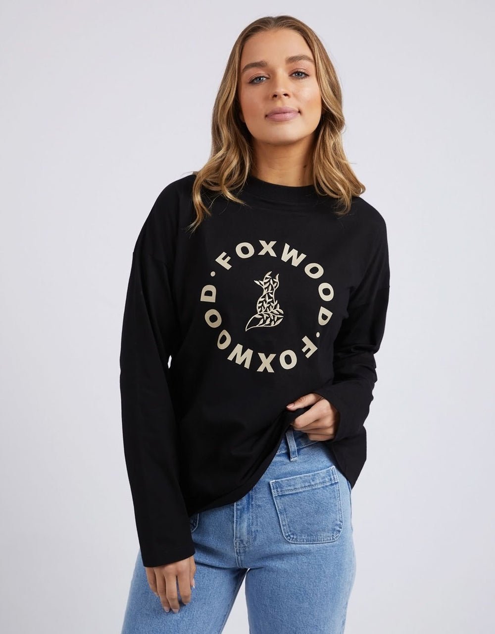 Collection of foxwood-statement-long-sleeve-washed-black_3_1000x in a gallery layout