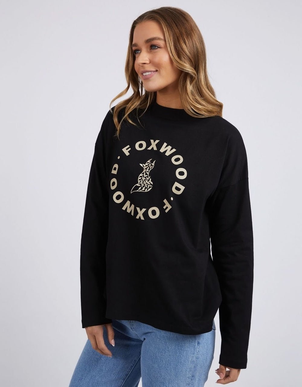 Collection of foxwood-statement-long-sleeve-washed-black_4_1000x in a gallery layout