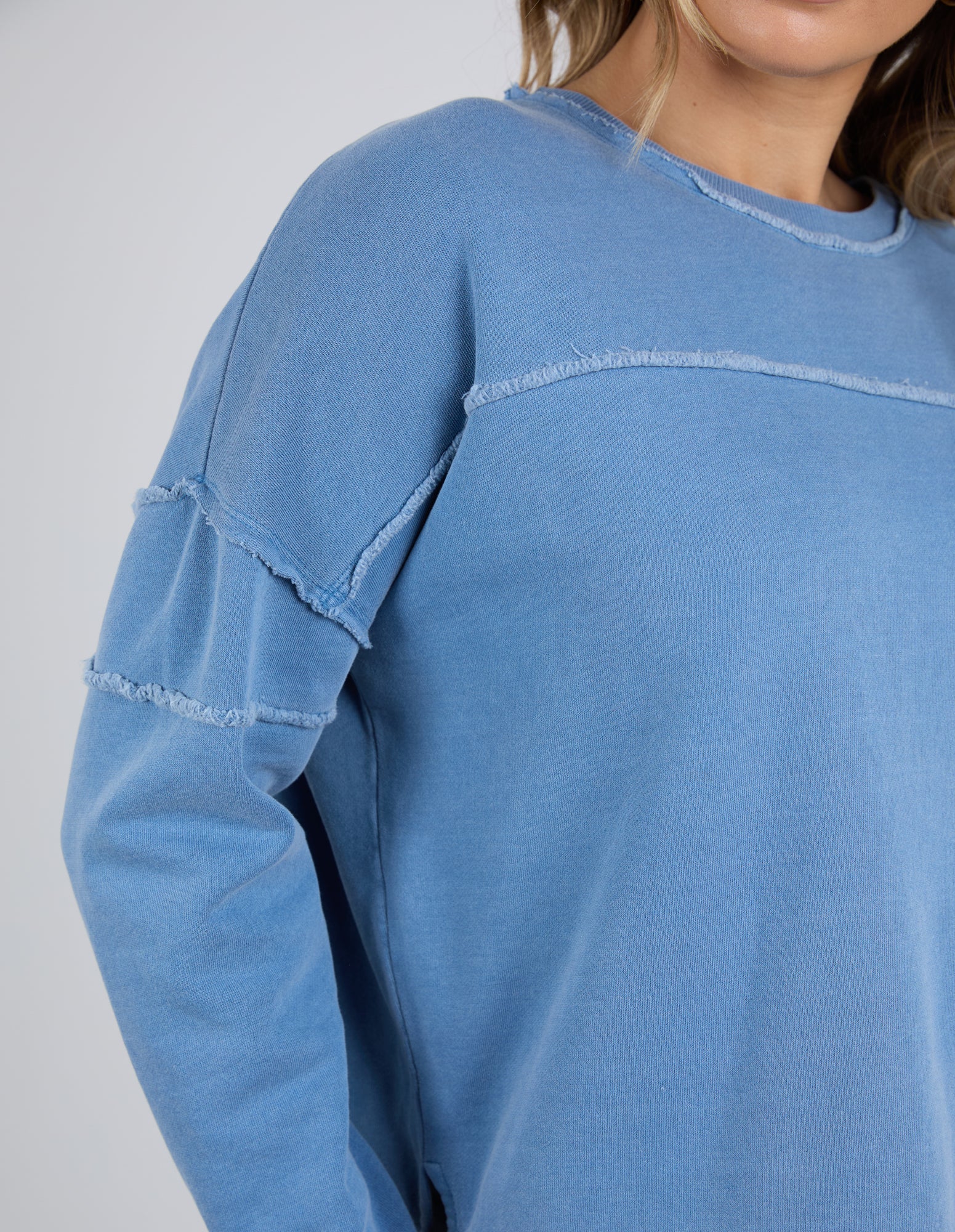Foxwood Jayne Throw On Fleece - Cornet Blue
