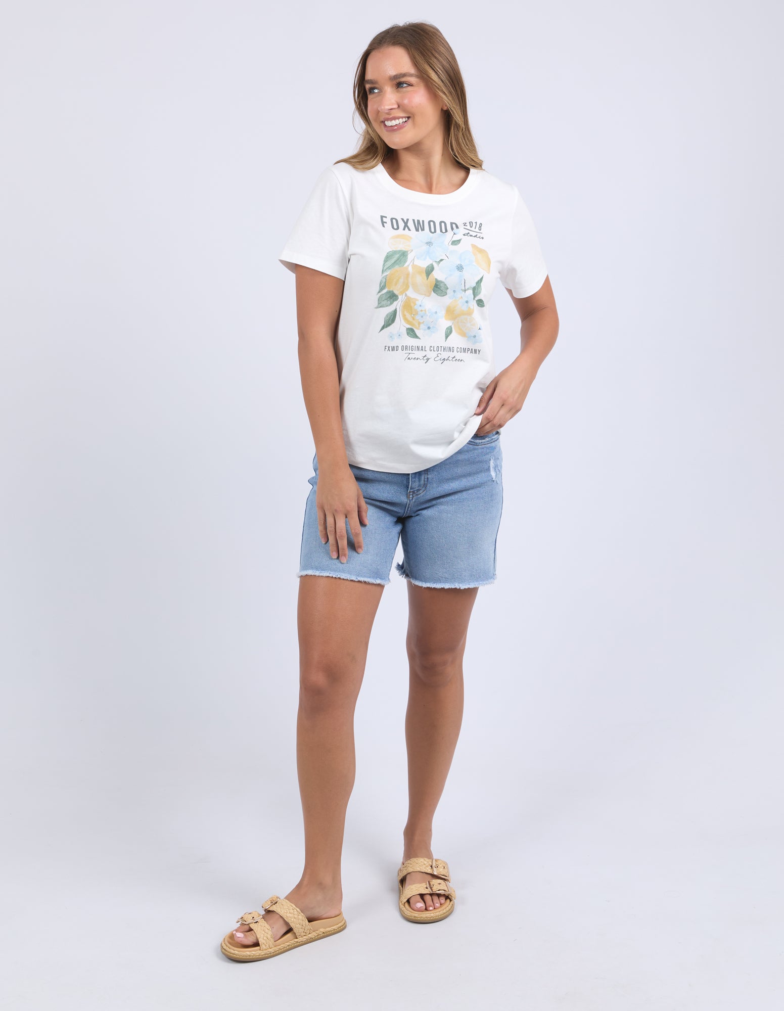 Collection of Foxwood Limoncello Tee - Vintage White in a gallery layout