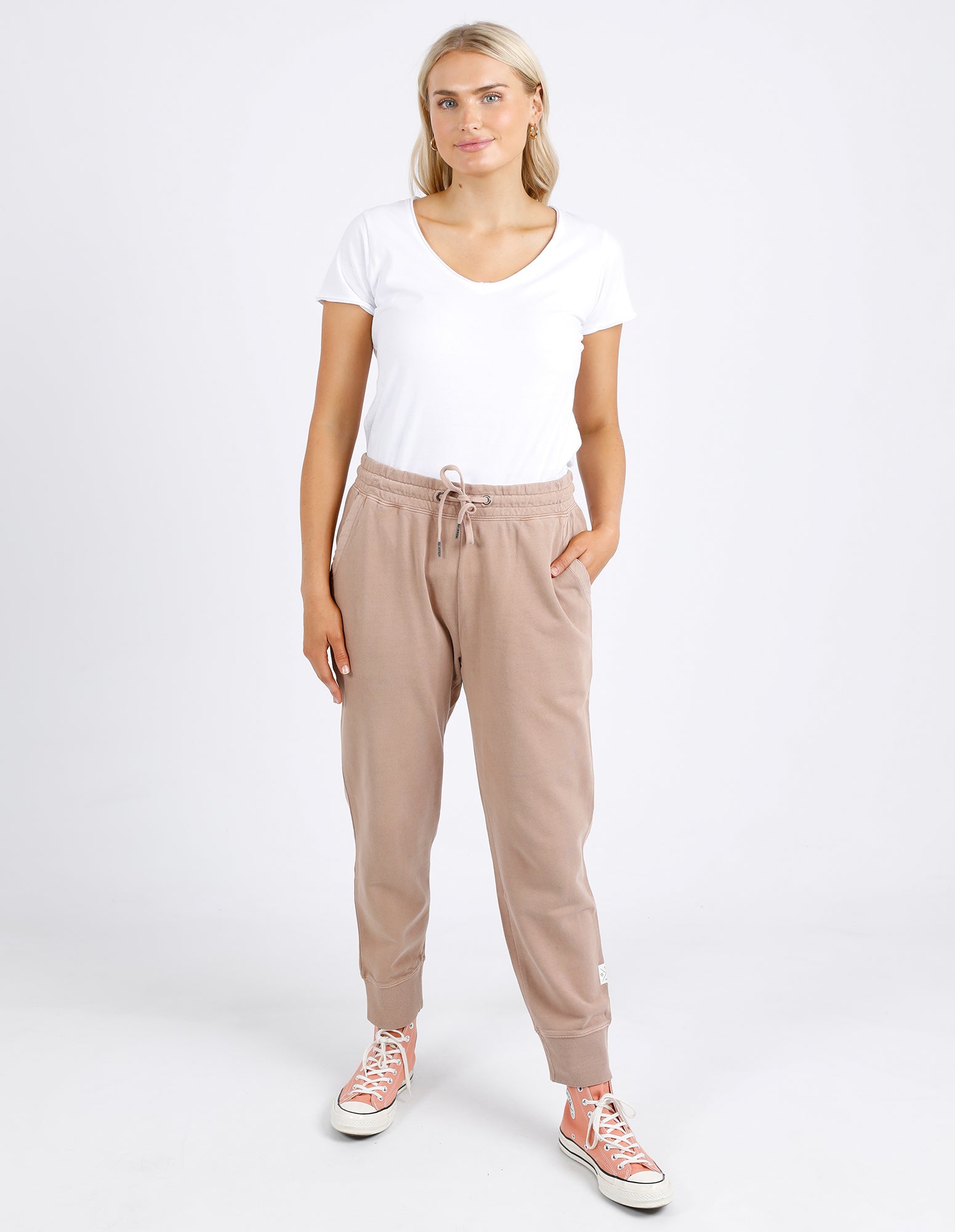 Collection of Elm Madrid Lounge Pant- Mocha in a gallery layout