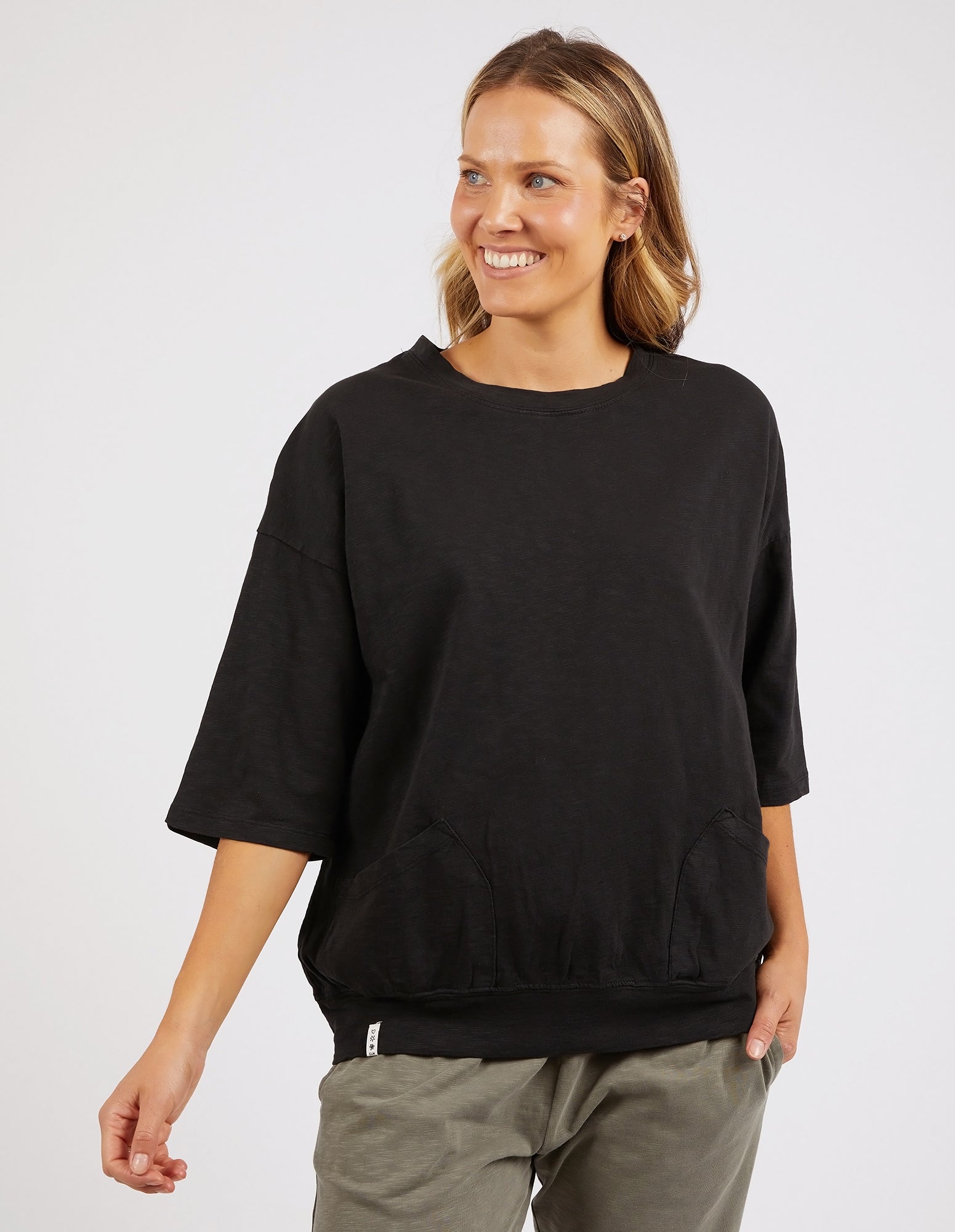 Elm Fundamental Mazie Sweat - Black