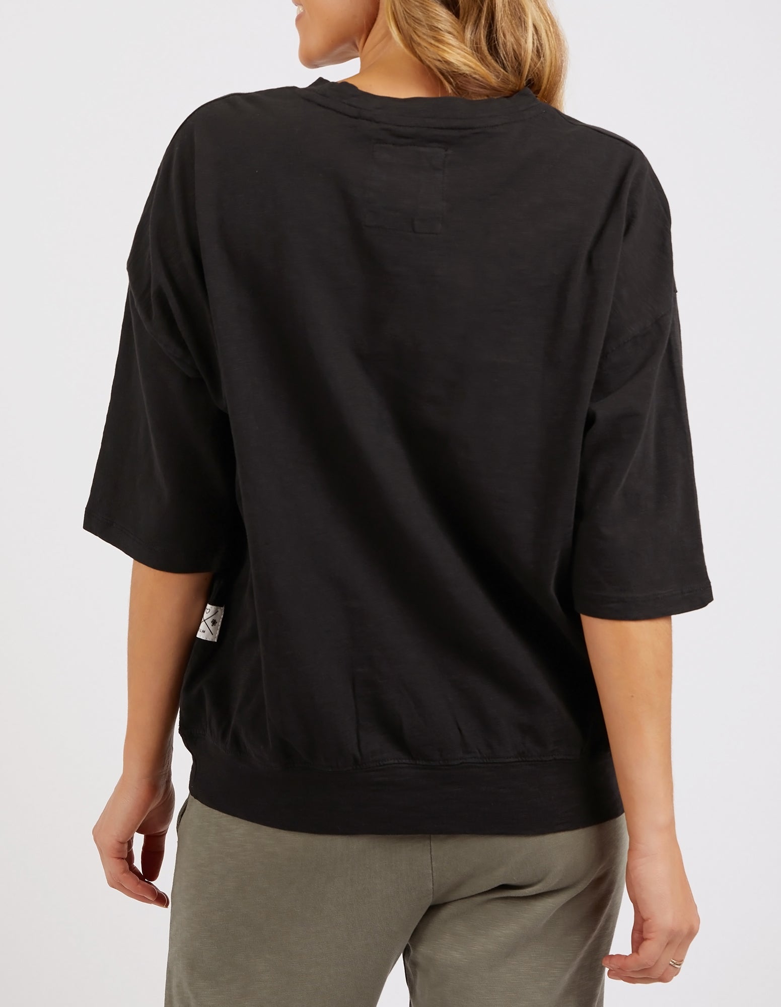 Image of Elm Fundamental Mazie Sweat - Black