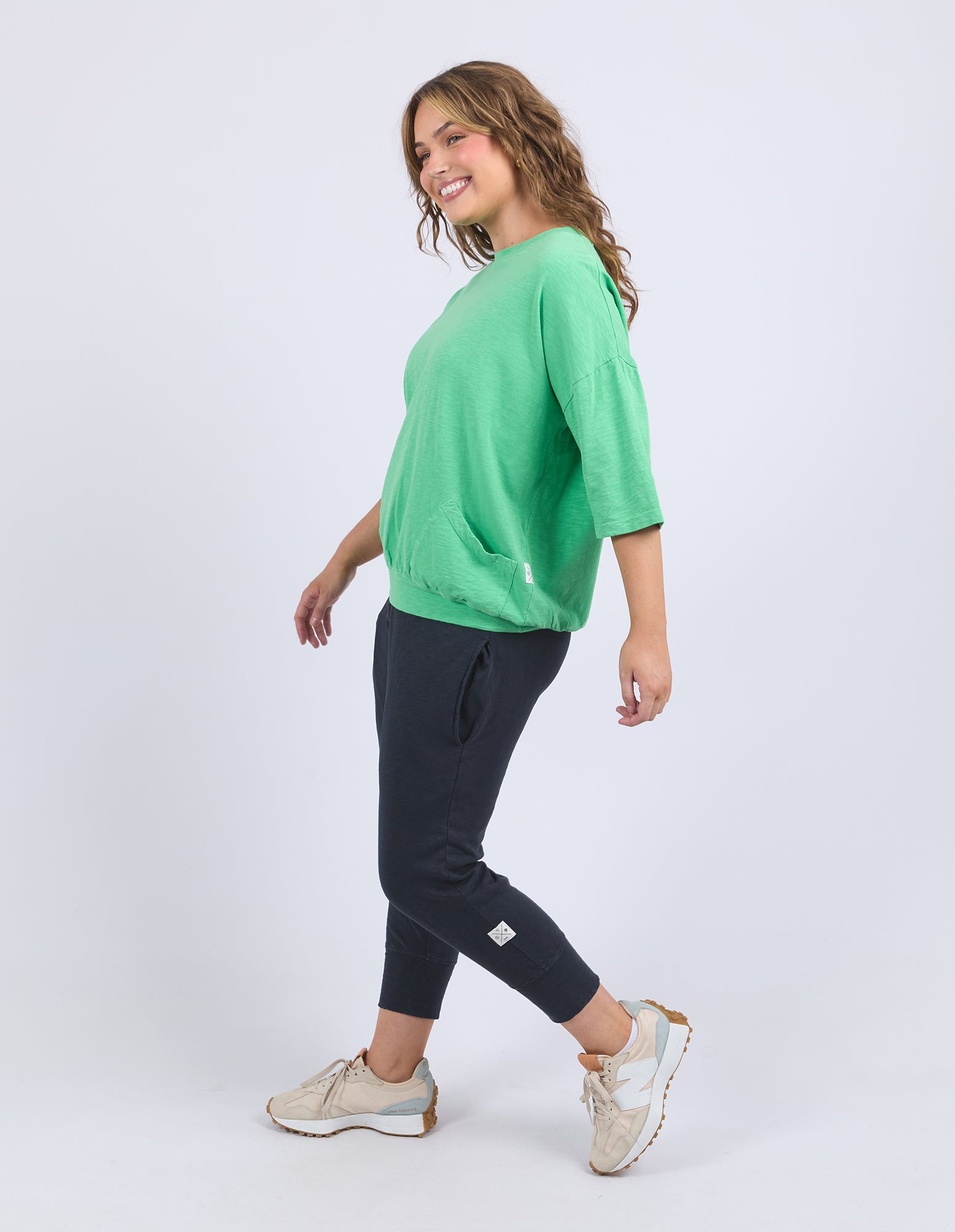 Image of Elm Fundamental Mazie Sweat - Spring Green