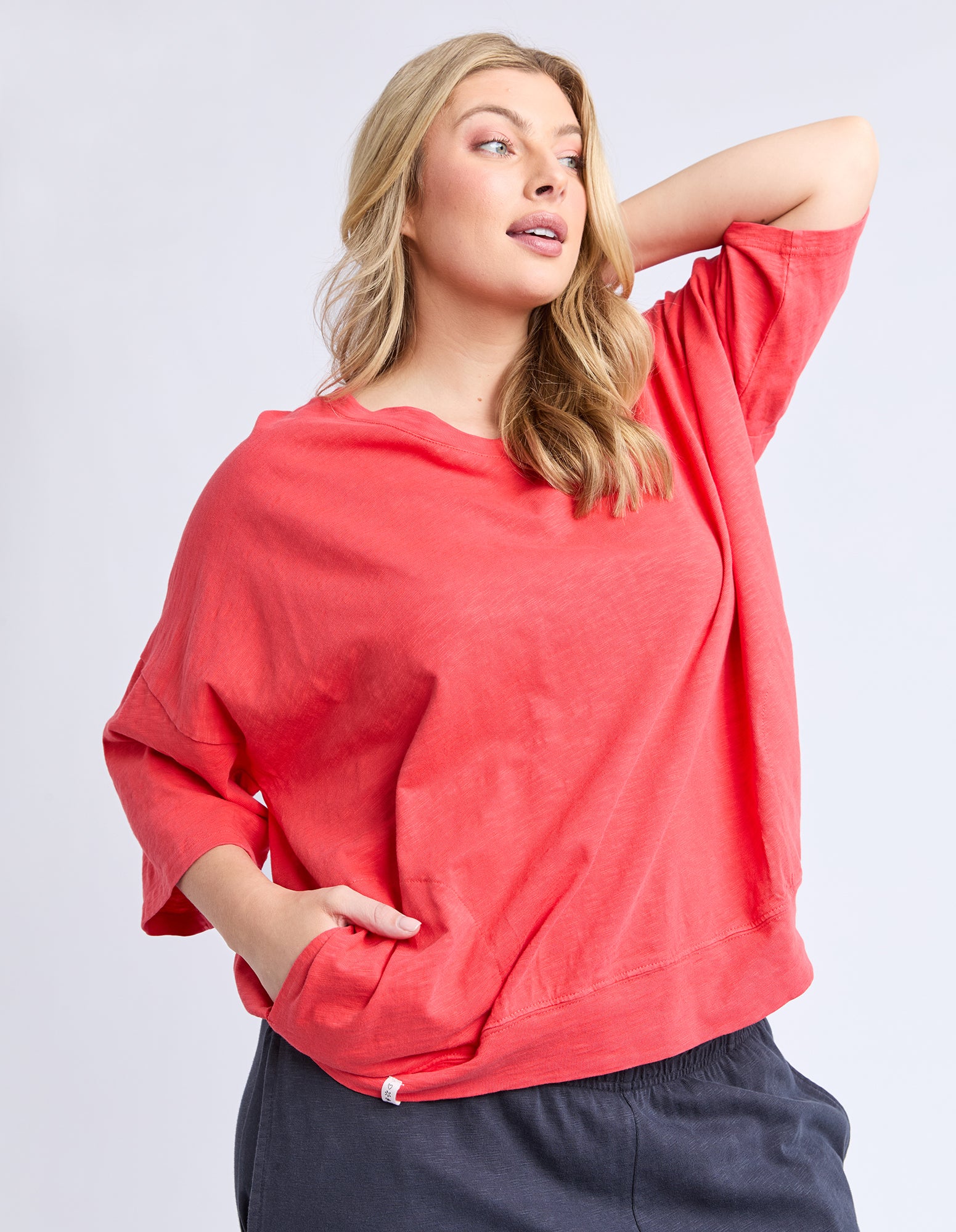 Collection of Elm Fundamental Mazie Vee Neck - Cayenne in a gallery layout