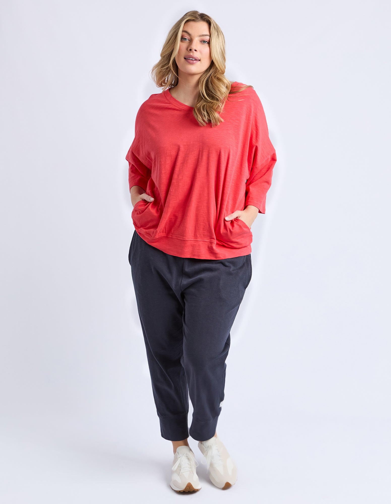 Collection of Elm Fundamental Mazie Vee Neck - Cayenne in a gallery layout