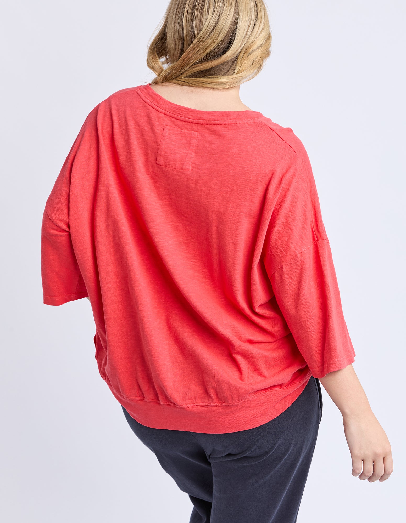 Collection of Elm Fundamental Mazie Vee Neck - Cayenne in a gallery layout