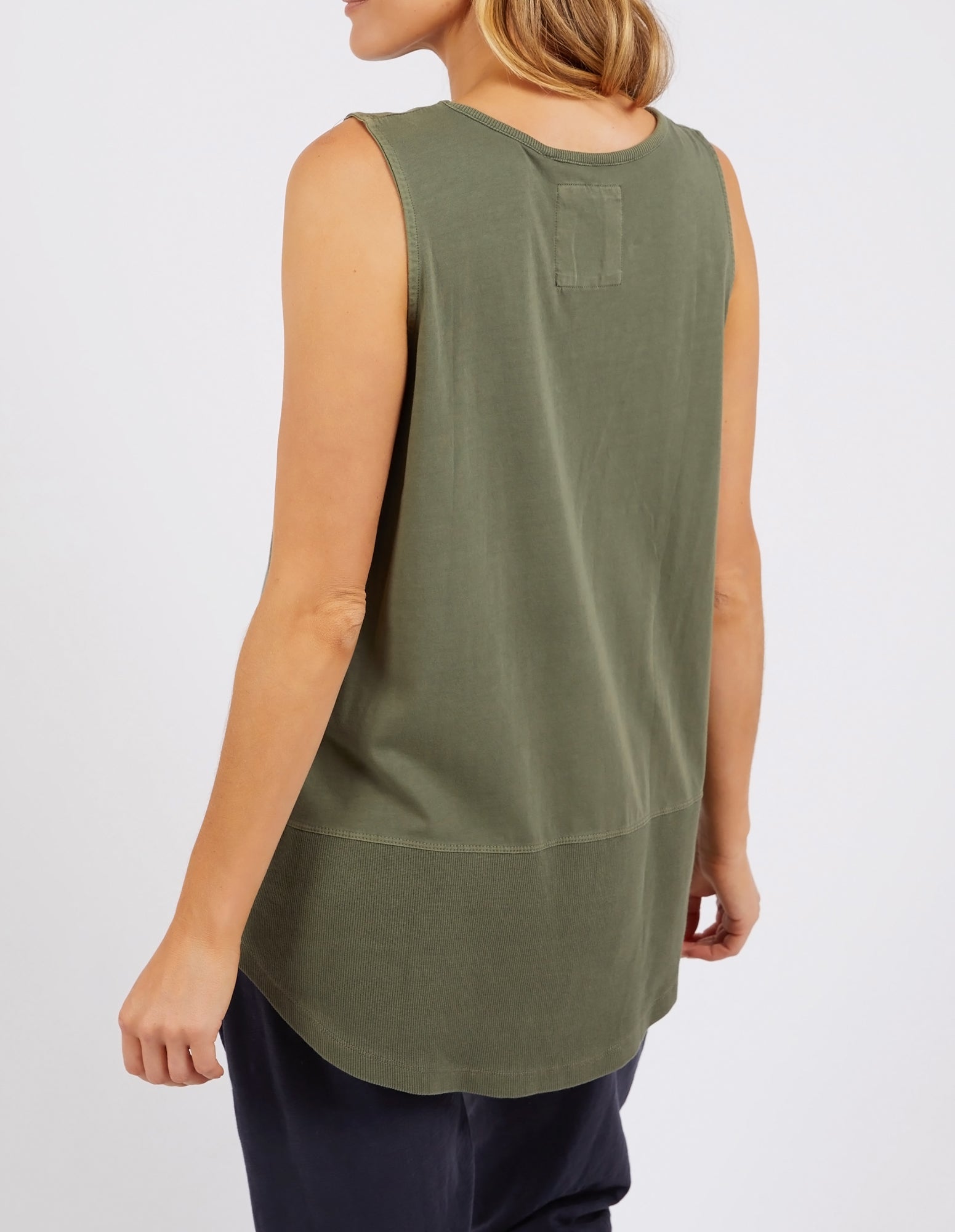 Collection of Elm Fundamental Rib Tank - Khaki in a gallery layout