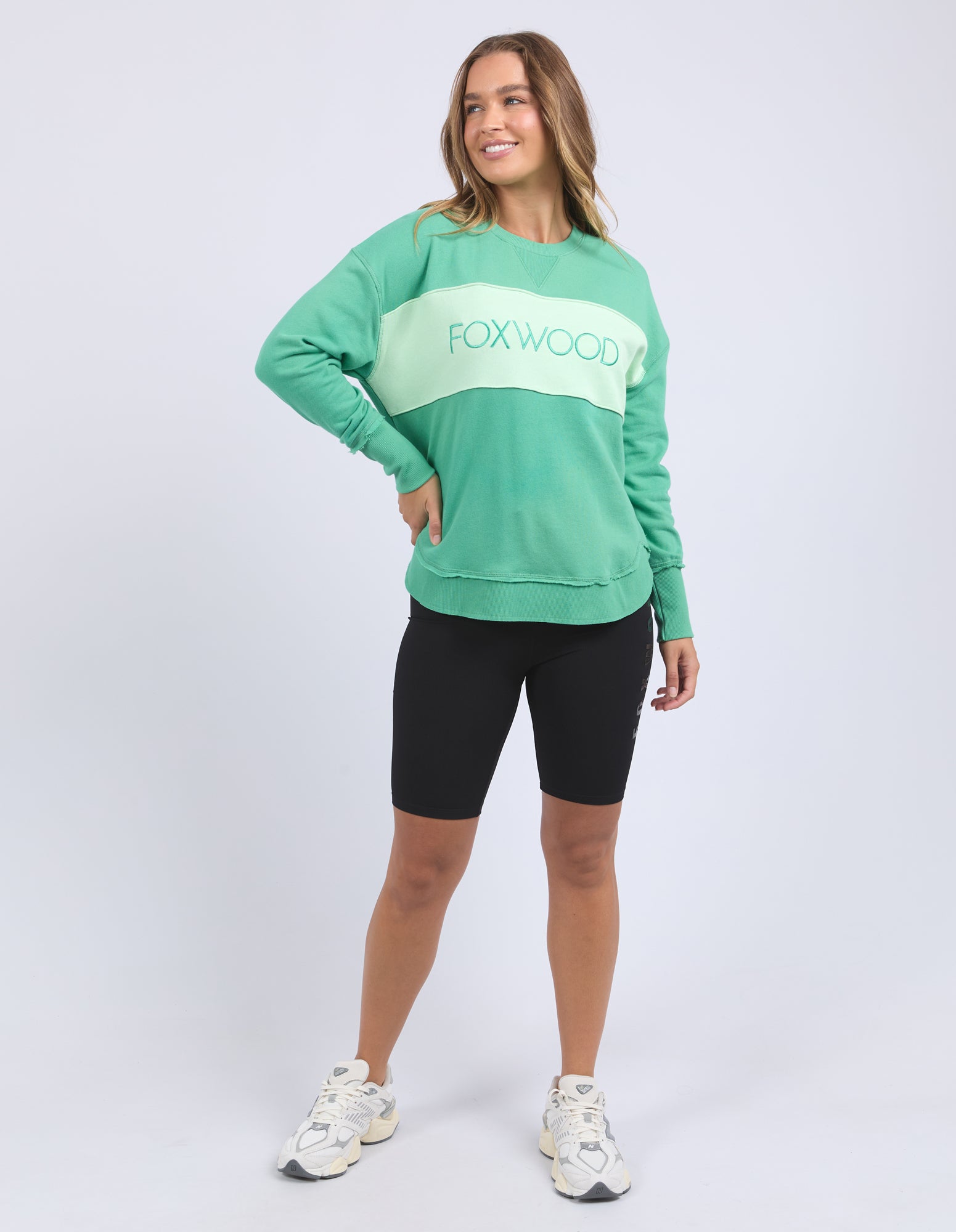 Image of Foxwood Simplified Tonal Crew - Green