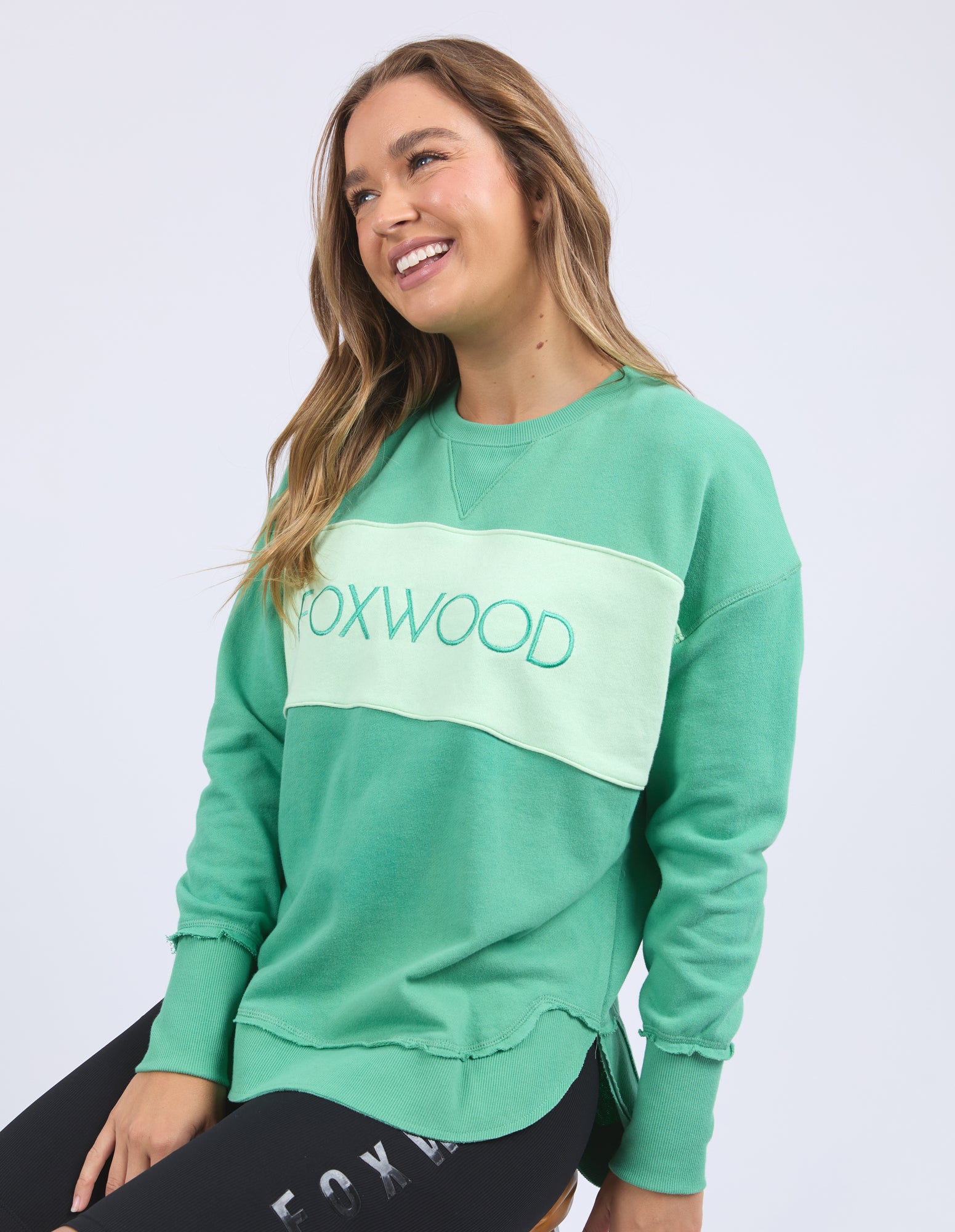 Image of Foxwood Simplified Tonal Crew - Green